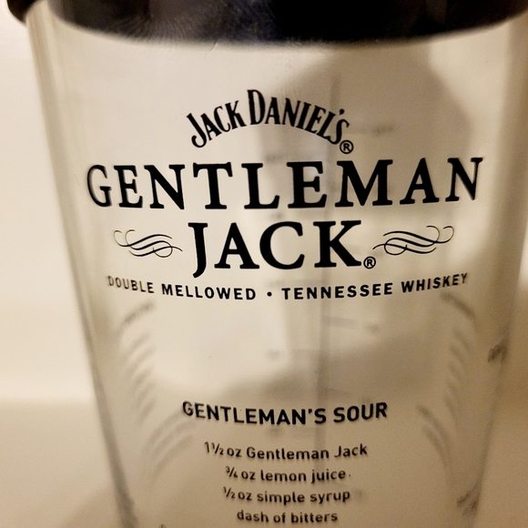 Gentlemen Jack Glass Shaker - Picture 2 of 6